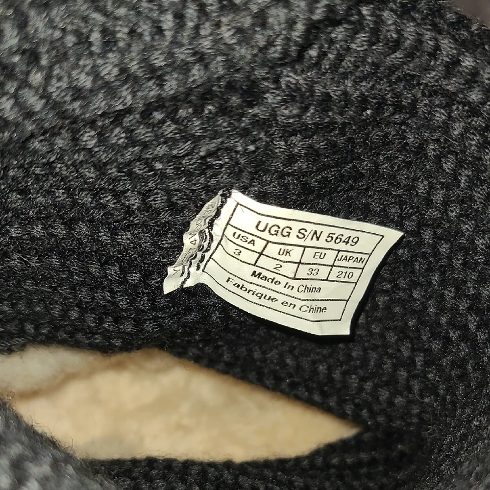 ugs cozy black